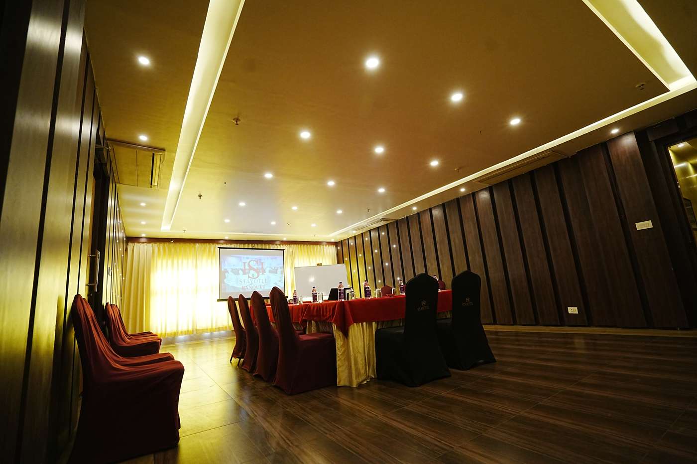Stayotel banquet setup